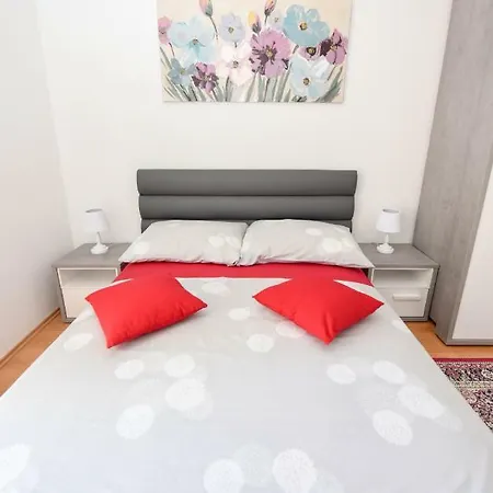 Apartment Donella Split